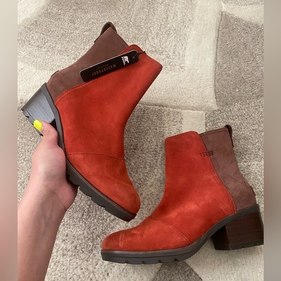 Sorel Cate Booties Block Heel Carnelian Red Suede - Picture 3 of 9